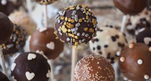 Cake Pops - Social Recruiting